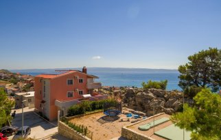 activity_in_podstrana